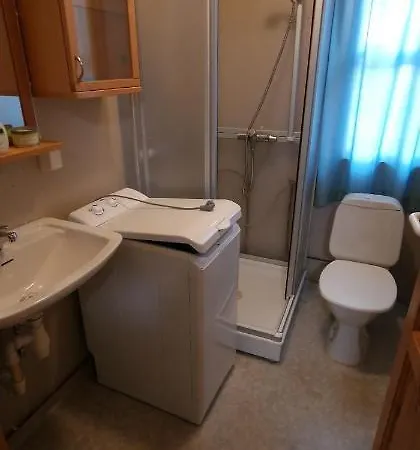 Damveien 1-apartment דירה *